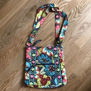 Disney Vera Bradley Authentic Hidden Mickey Ltd Edition Flower Shower Crossbody